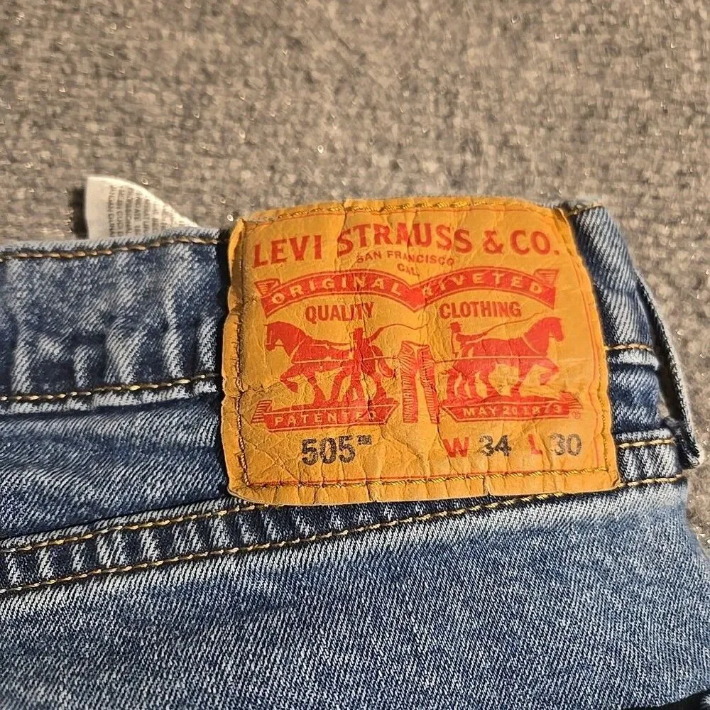 Levi’s 505 Denim Jeans Mens 34x30 (Fits 32x29) Blue Classic 5 Pocket Straight
